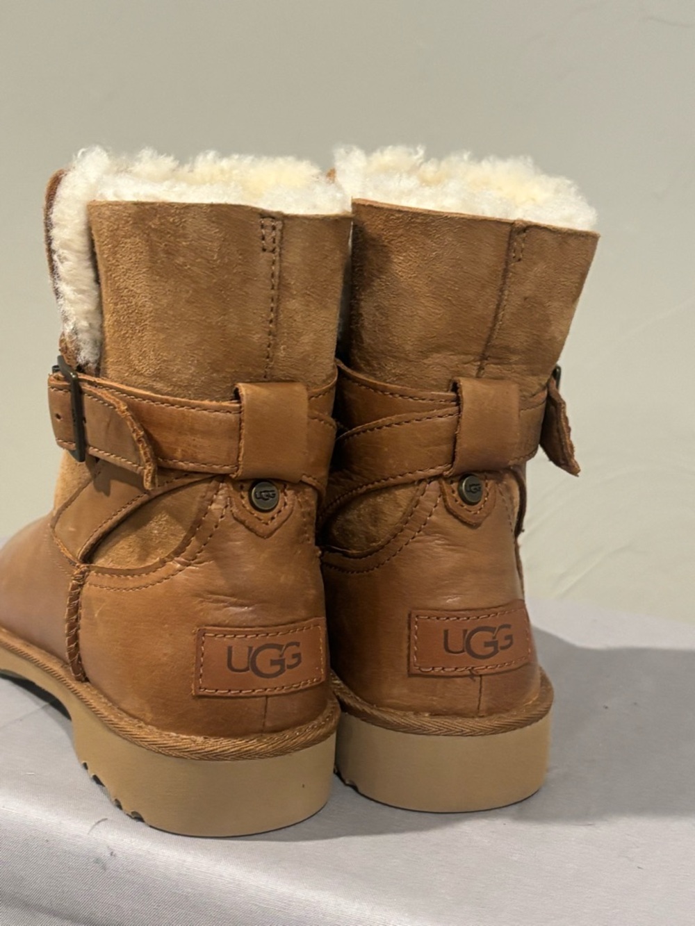 UGG Cozy Brown Leather and suede Shearling-Lined Ankle Boots